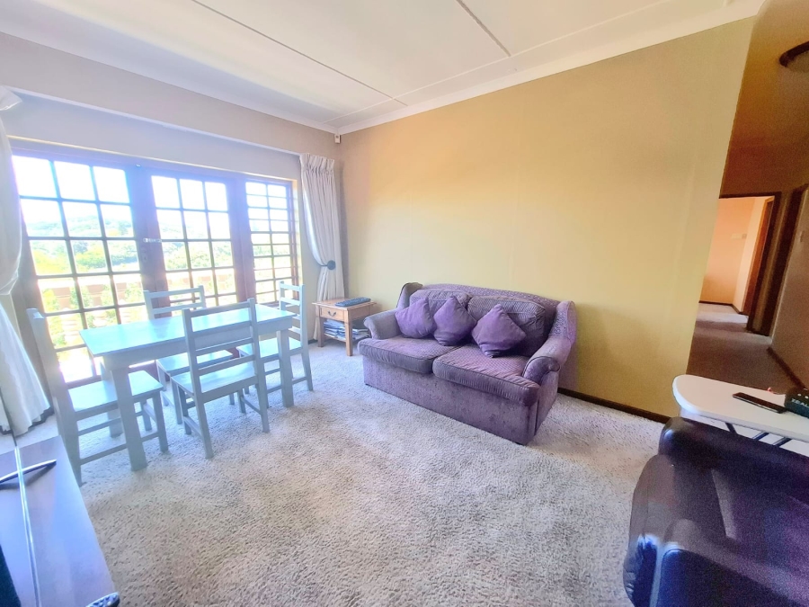 6 Bedroom Property for Sale in Baysville Eastern Cape